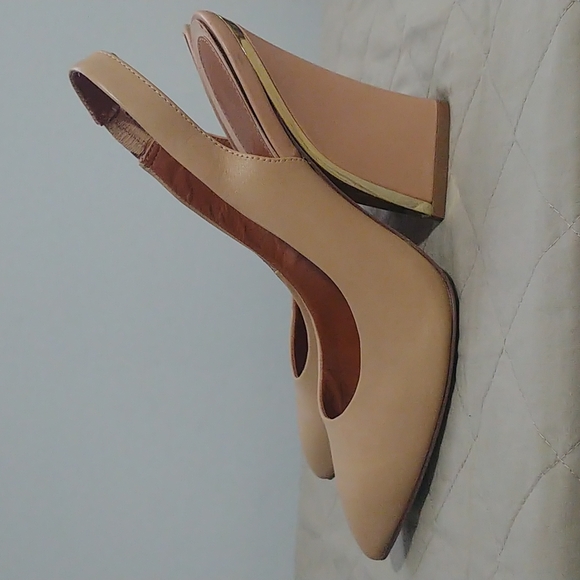 Charles and Keith Nude Heeled Shoes - Picture 4 of 7